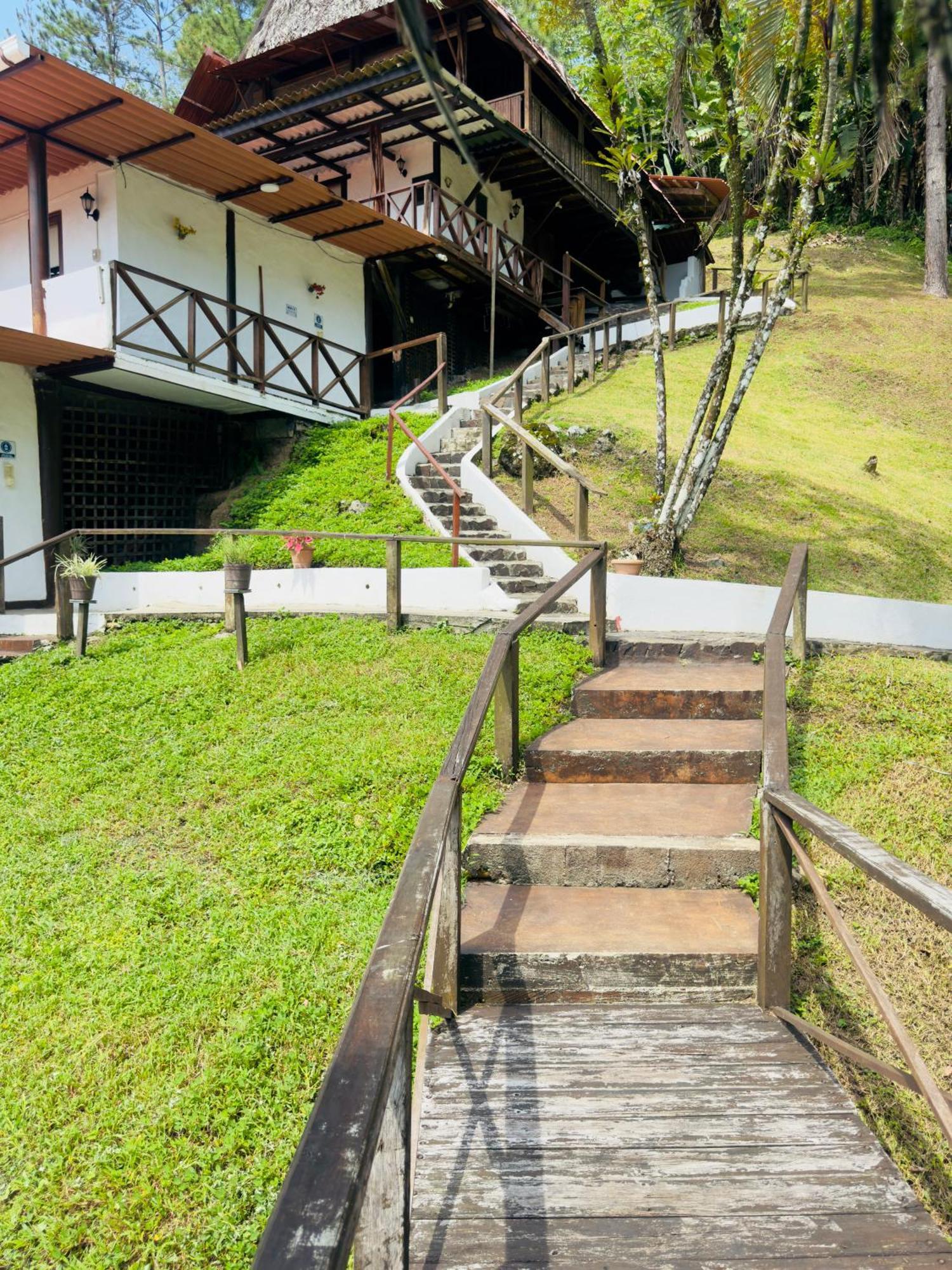 ホテル Ranchos De Chalia Panama ポルトベロ エクステリア 写真